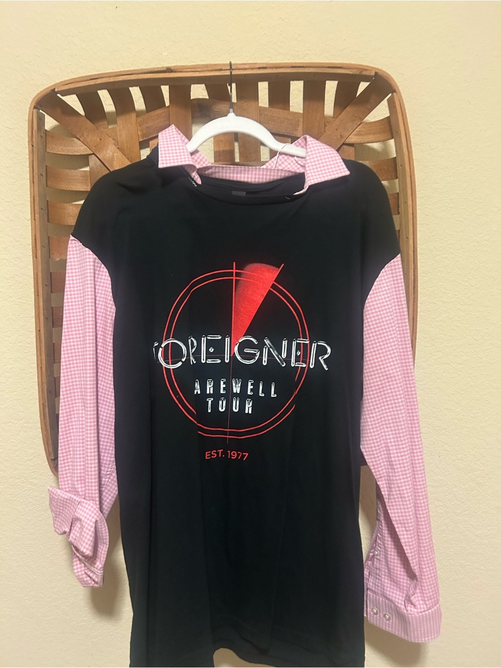 Foreigner Cncert Black Graphic 'Arewell Tour' Pullover with Pink Gingham Sleeves